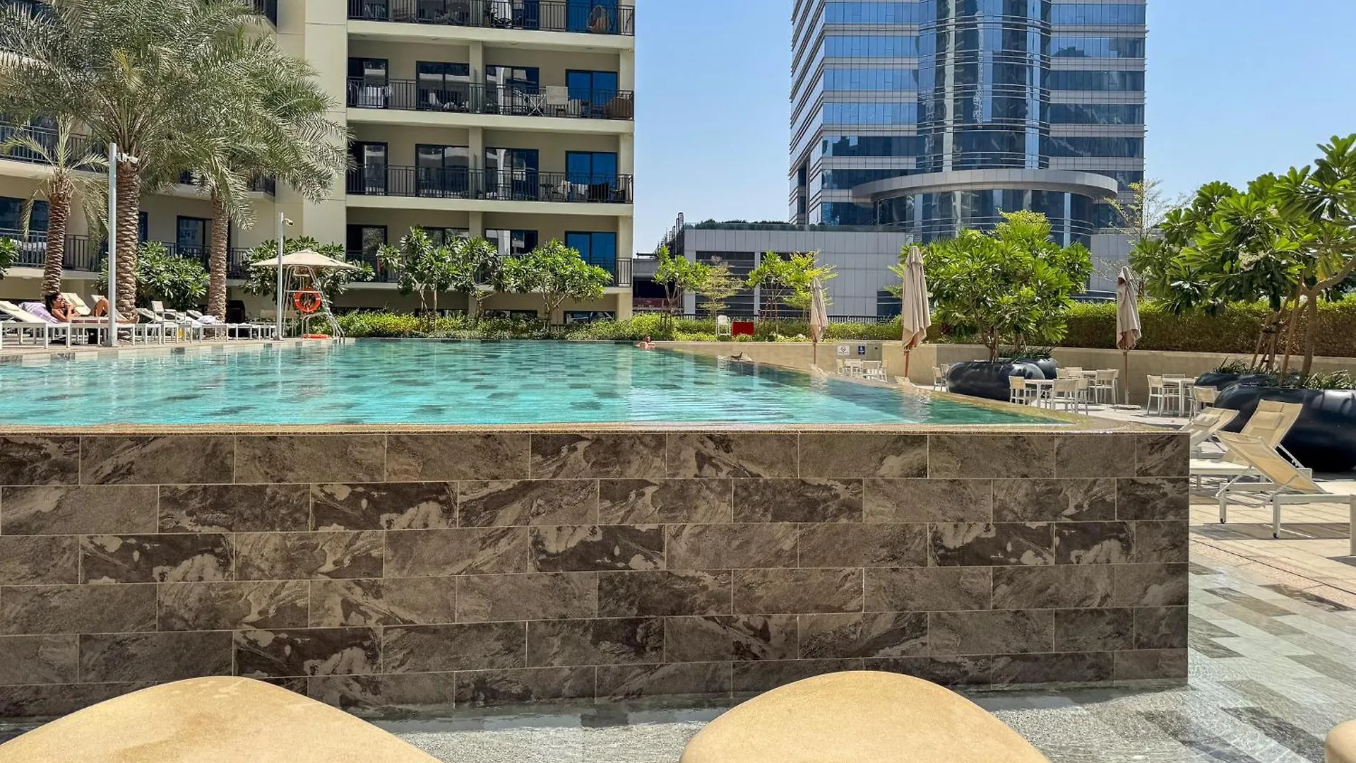 Apartment Sleek 1-Bedroom Getaway In Zada Tower Dubai United Arab Emirates