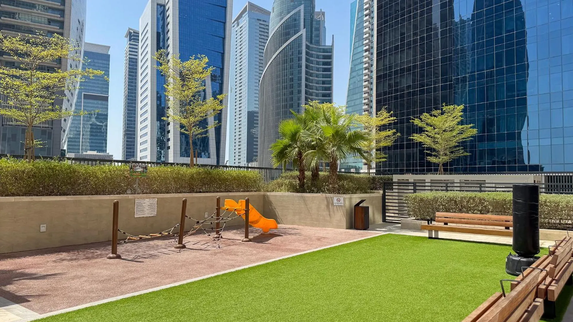Apartment Sleek 1-Bedroom Getaway In Zada Tower Dubai United Arab Emirates
